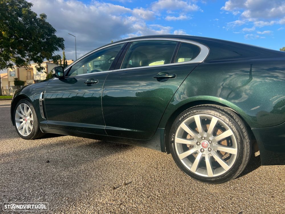 Jaguar XF 3.0 D V6 S Premium Luxury - 21
