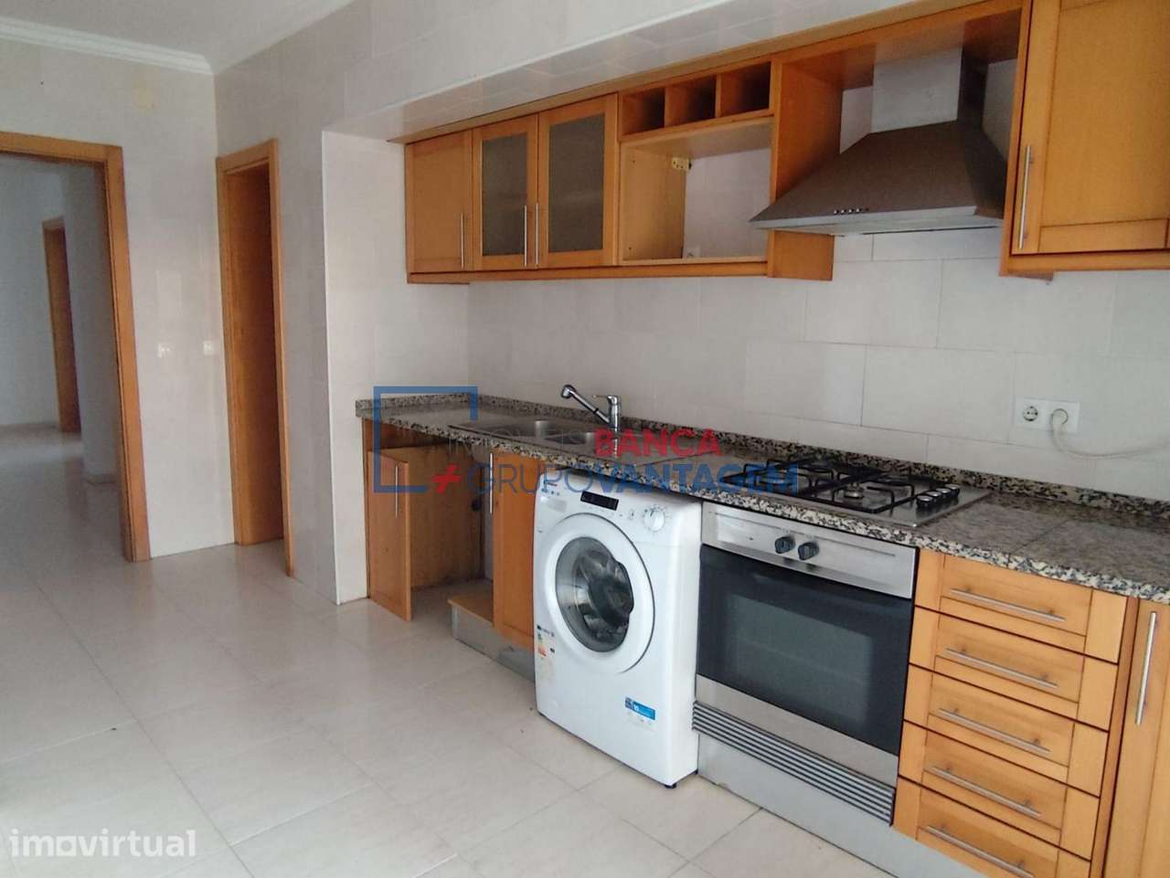 Apartamento T2 a 2 minutos da Estação de Comboios da Azambuja - Grande imagem: 4/17
