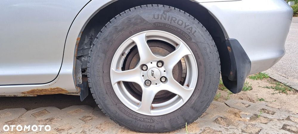 Honda Civic 1.4i S - 19