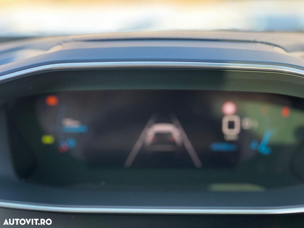 Peugeot 2008 1.2 L PureTech STT EAT8 GT Line - 25