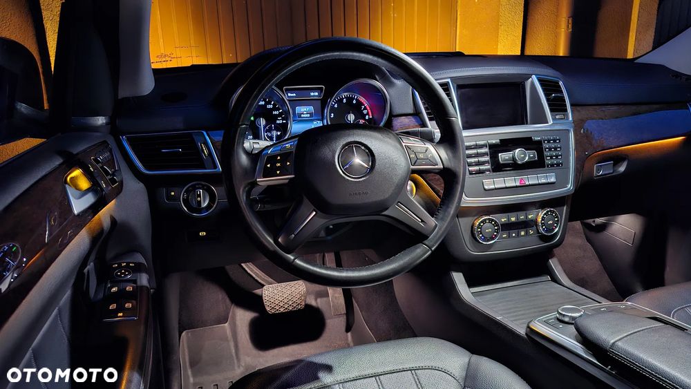 Mercedes-Benz GL - 16