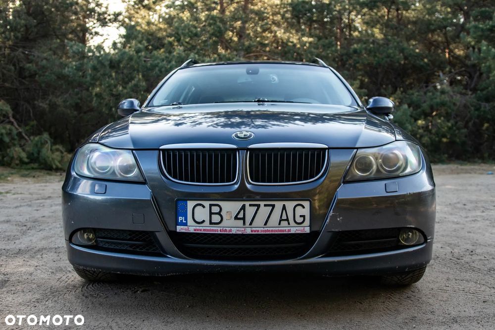 BMW Seria 3 320d - 11