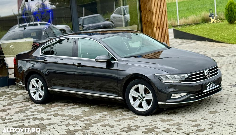 Volkswagen Passat Variant 2.0 TDI DSG Highline - 10