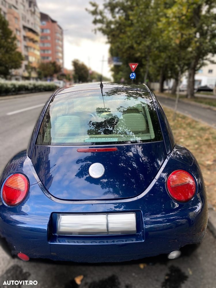 Volkswagen New Beetle - 3