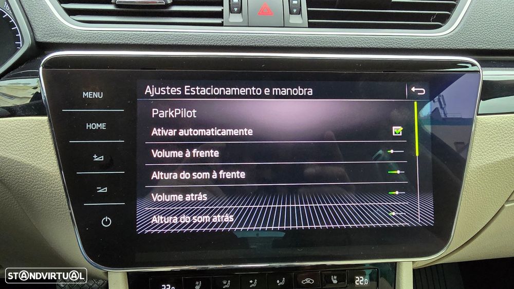 Skoda Superb Break 2.0 TDI Laurin&Klement DSG - 33