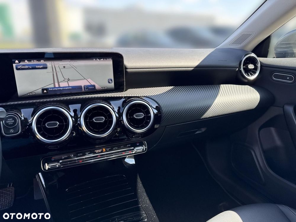 Mercedes-Benz CLA - 14