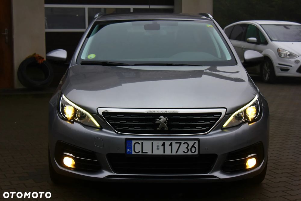 Peugeot 308 BlueHDi FAP 130 Stop & Start Allure - 21
