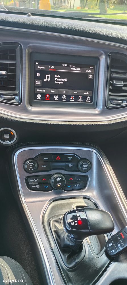 Dodge Challenger ver-automatik-sxt-plus - 20