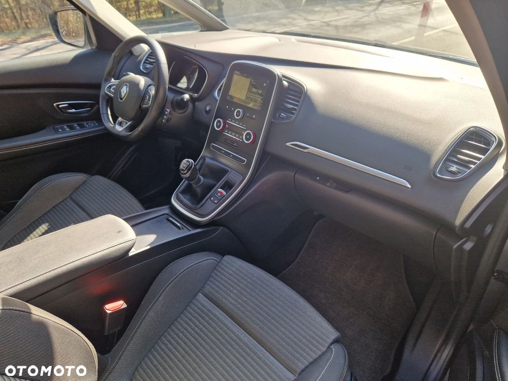 Renault Scenic ENERGY TCe 130 INTENS - 13