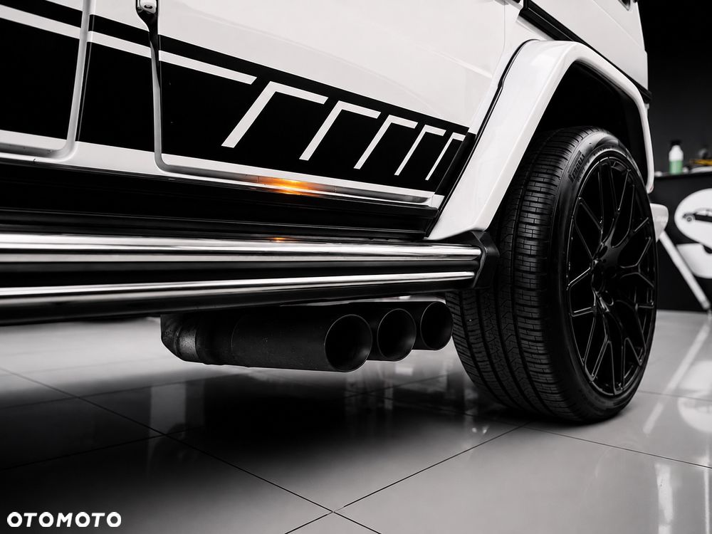 Mercedes-Benz Klasa G 63 AMG AMG SPEEDSHIFT 7G-TRONIC - 16