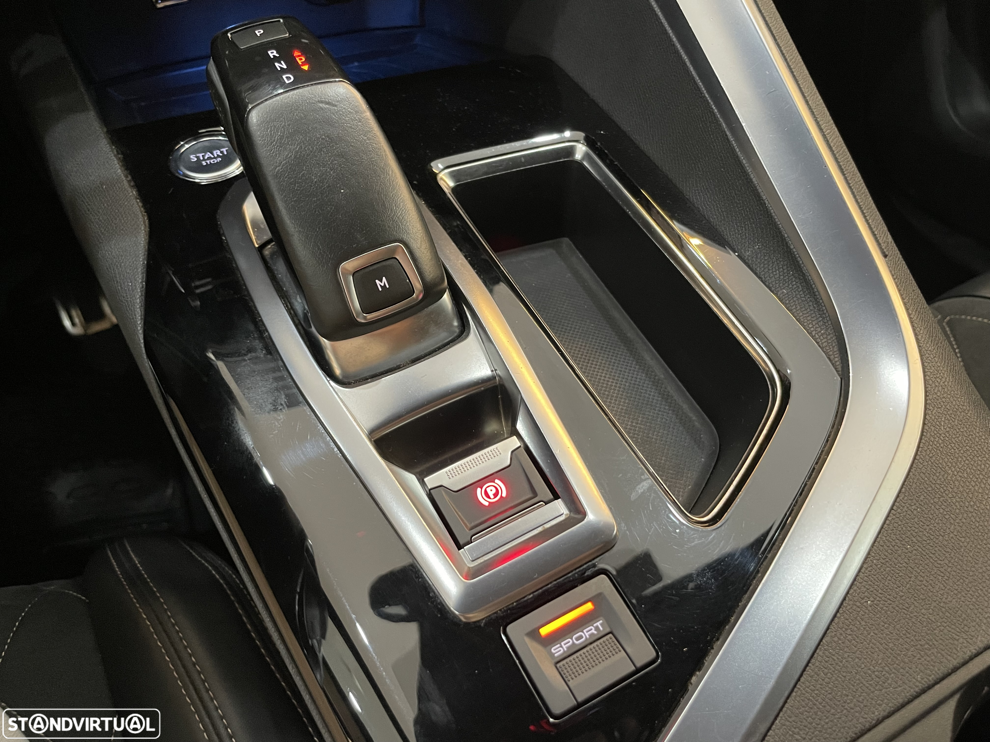 Peugeot 3008 2.0 BlueHDi GT EAT8 - 25