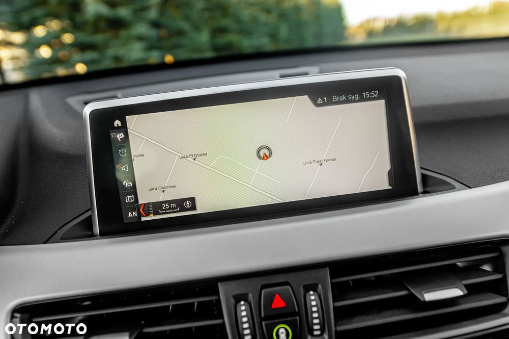 BMW X1 xDrive20d Sport Line sport - 25