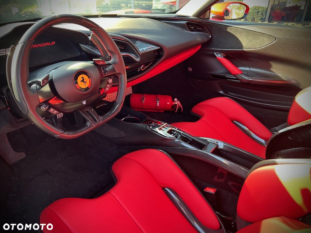 Ferrari SF90 Stradale - 12