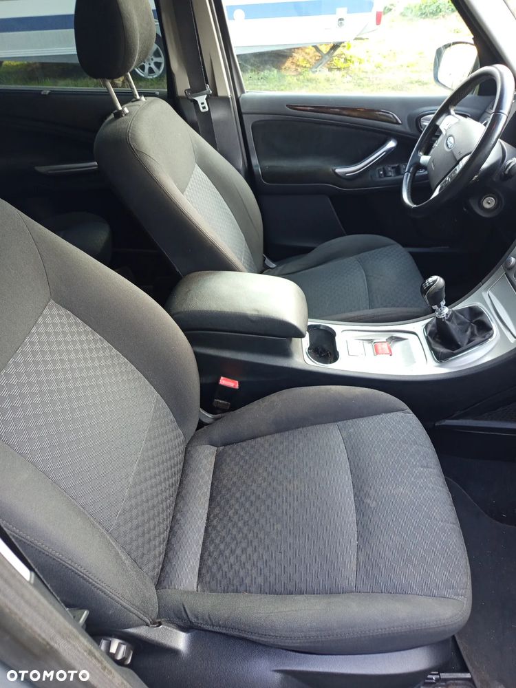 Ford Galaxy 2.0 TDCi Ghia - 5