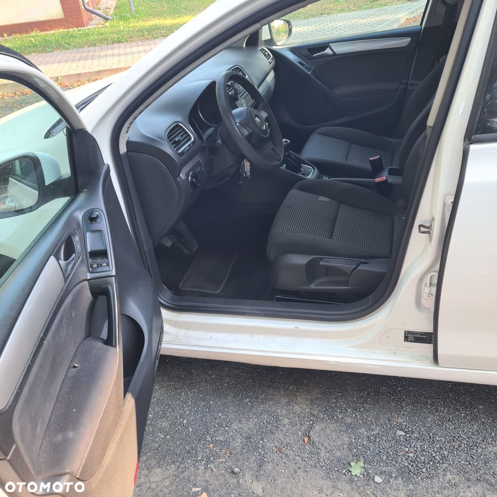 Volkswagen Golf 2.0 TDI Comfortline - 6