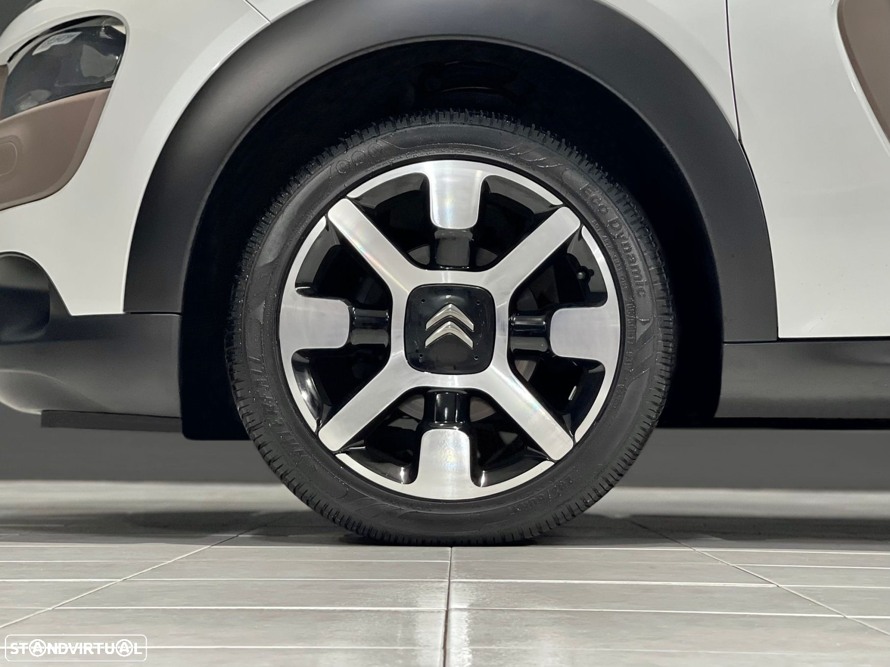Citroën C4 Cactus 1.6 e-HDi Shine Ed.Urban ETG6 - 12