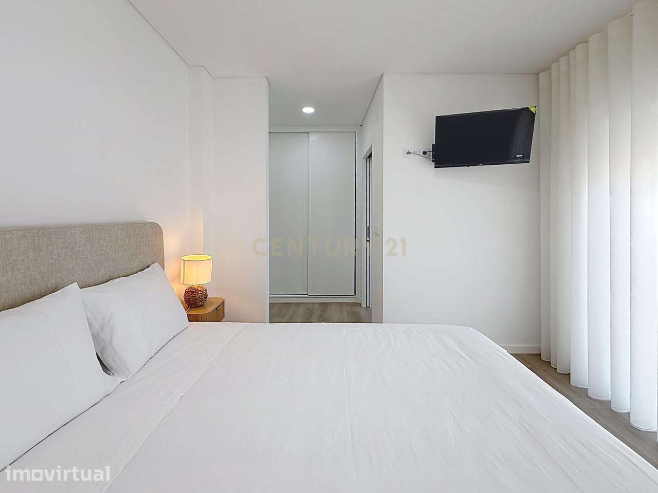 Apartamento T2 Novo - Arrendamento no Centro da Nazaré - Grande imagem: 5/33