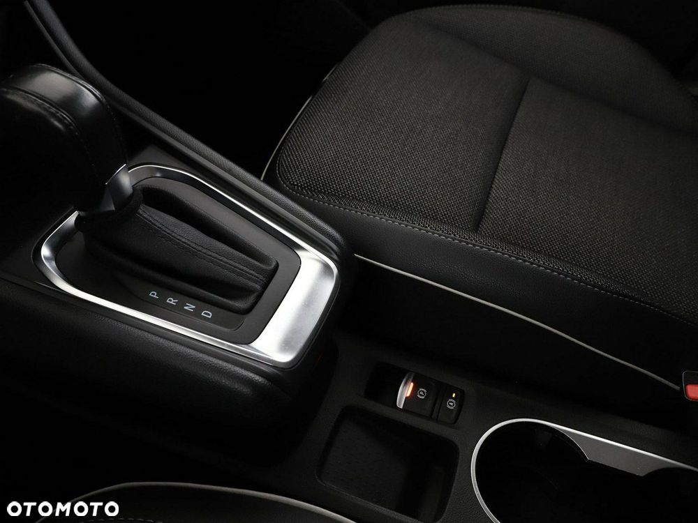 Renault Captur TCe Mild Hybrid 140 EDC GPF EVOLUTION - 30