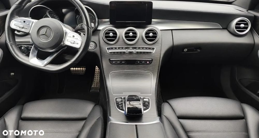 Mercedes-Benz Klasa C 300 d 4MATIC 9G-TRONIC - 9