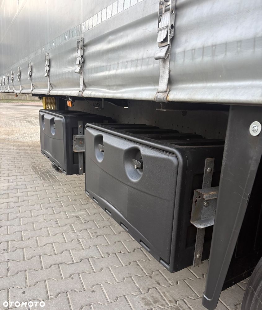 Schmitz Cargobull Standard Oś Podnoszona - 16