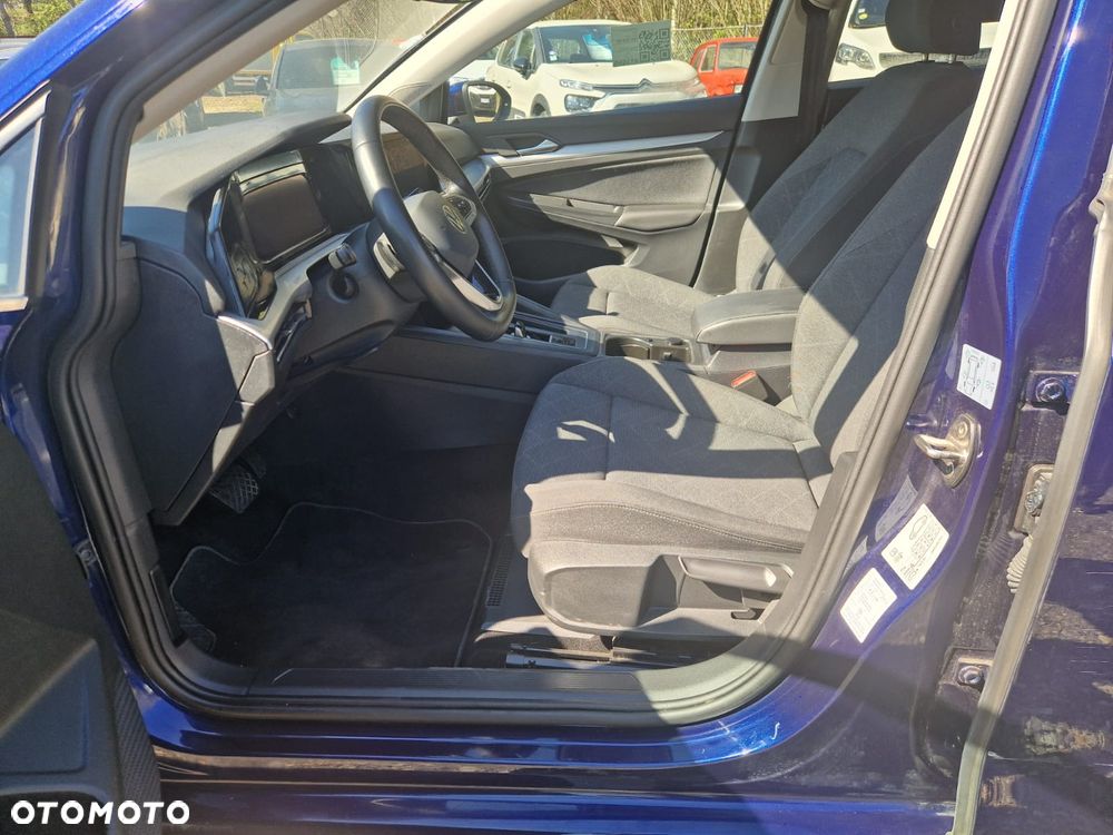 Volkswagen Golf 1.0 eTSI OPF DSG Active - 10