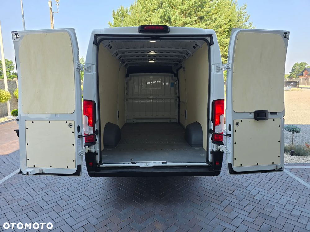 Fiat DUCATO L4H2 MAXI KOŁA16 Cali SILNIK IVECO 2,3 140KM 85 Tyś km SERWIS DO OSTATNIEGO Km ASO FIAT SALON POLSKA BOGATA OPCJA WYPOSAŻENIA  TEMPOMAT KAMERA COFANIA AIR-BAG x2 KLIMA - 17