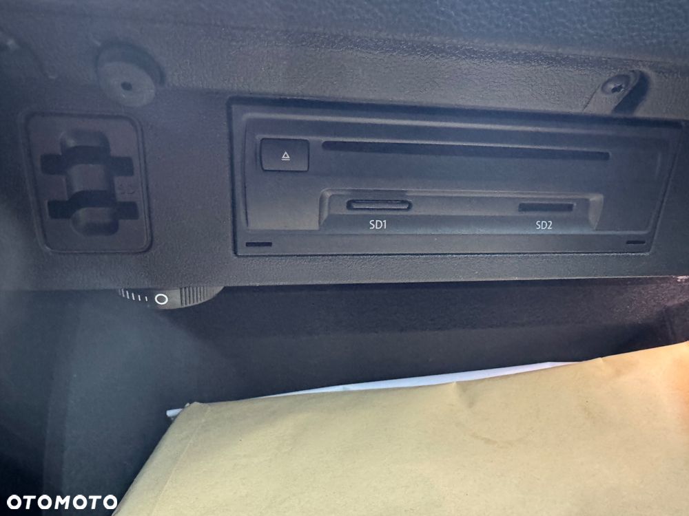Volkswagen Passat 2.0 TDI SCR Comfortline - 27