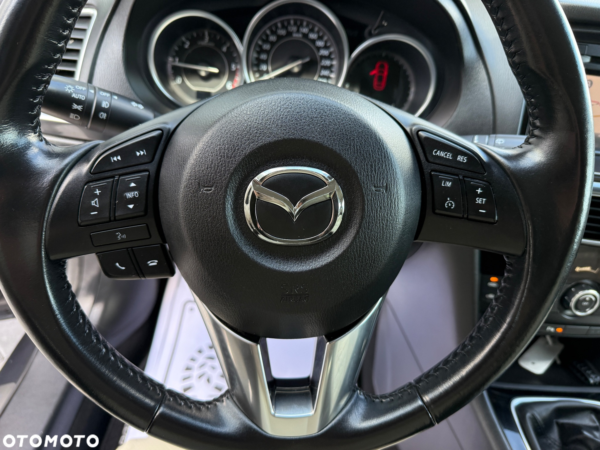 Mazda 6 2.2 Kombi SKYACTIV-D Business-Line - 20