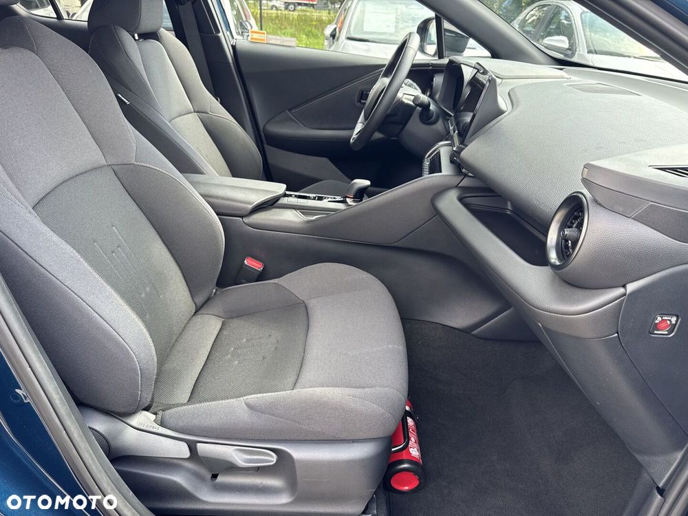 Toyota C-HR - 15