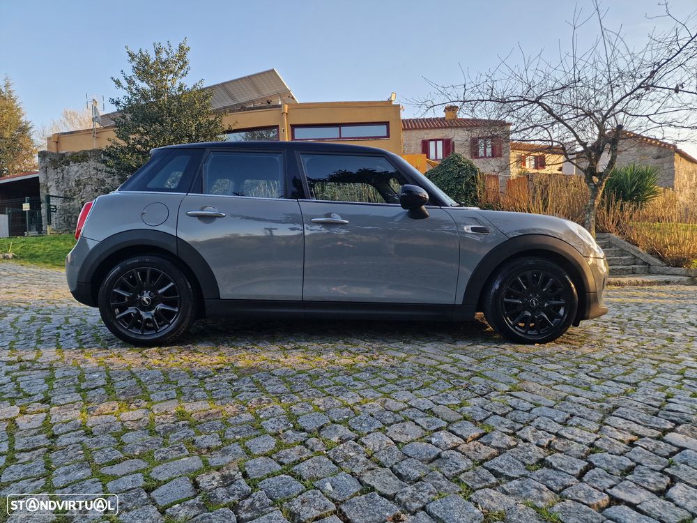 MINI 5 Portas Cooper D - 1