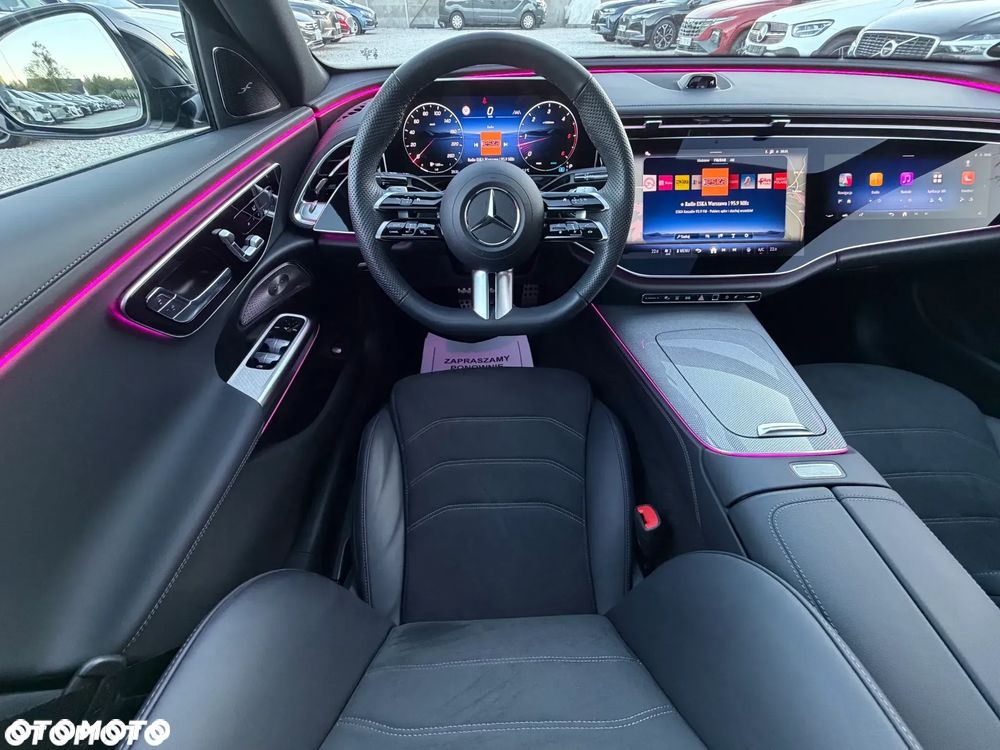 Mercedes-Benz Klasa E 220 d 4Matic 9G-TRONIC - 37