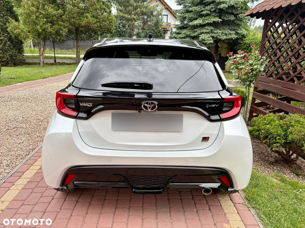 Toyota Yaris Hybrid 1.5 GR Sport - 34