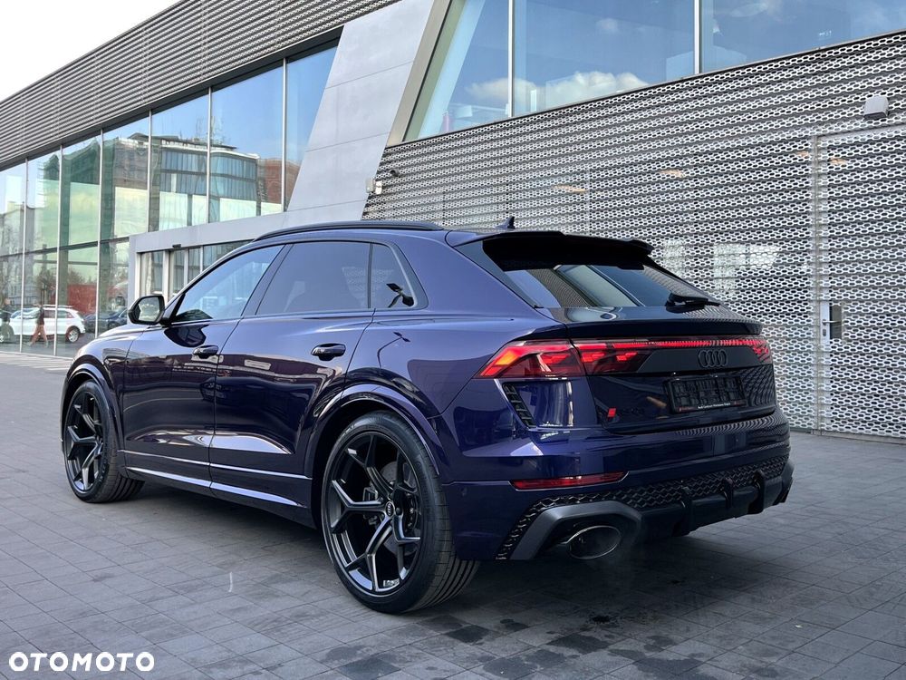 Audi RS Q8 - 3