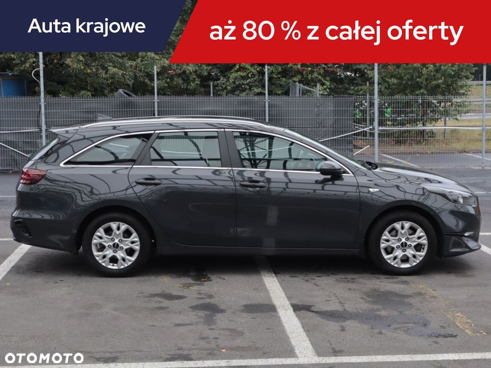 Kia Ceed - 8