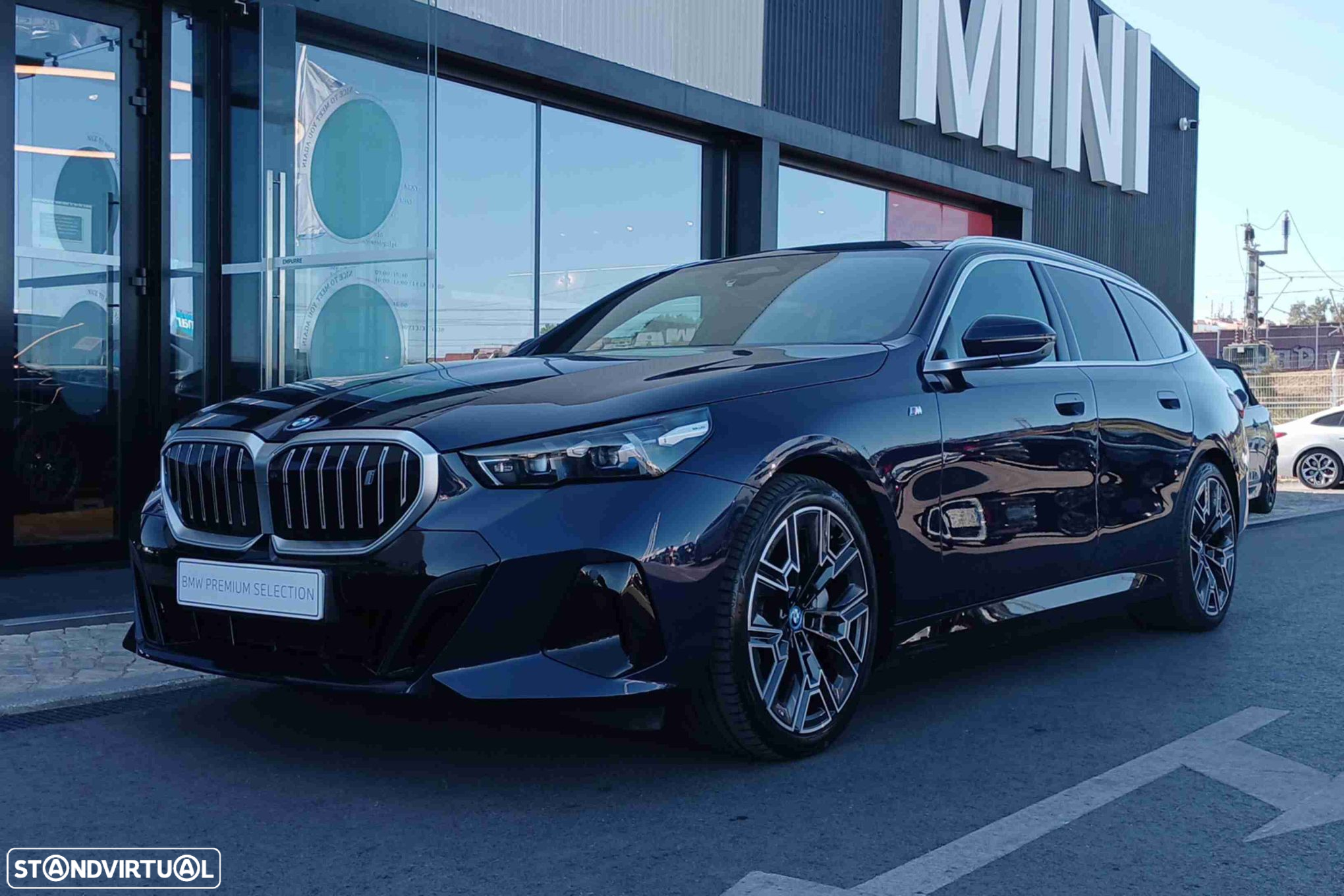 BMW i5 Touring eDrive40 - 22
