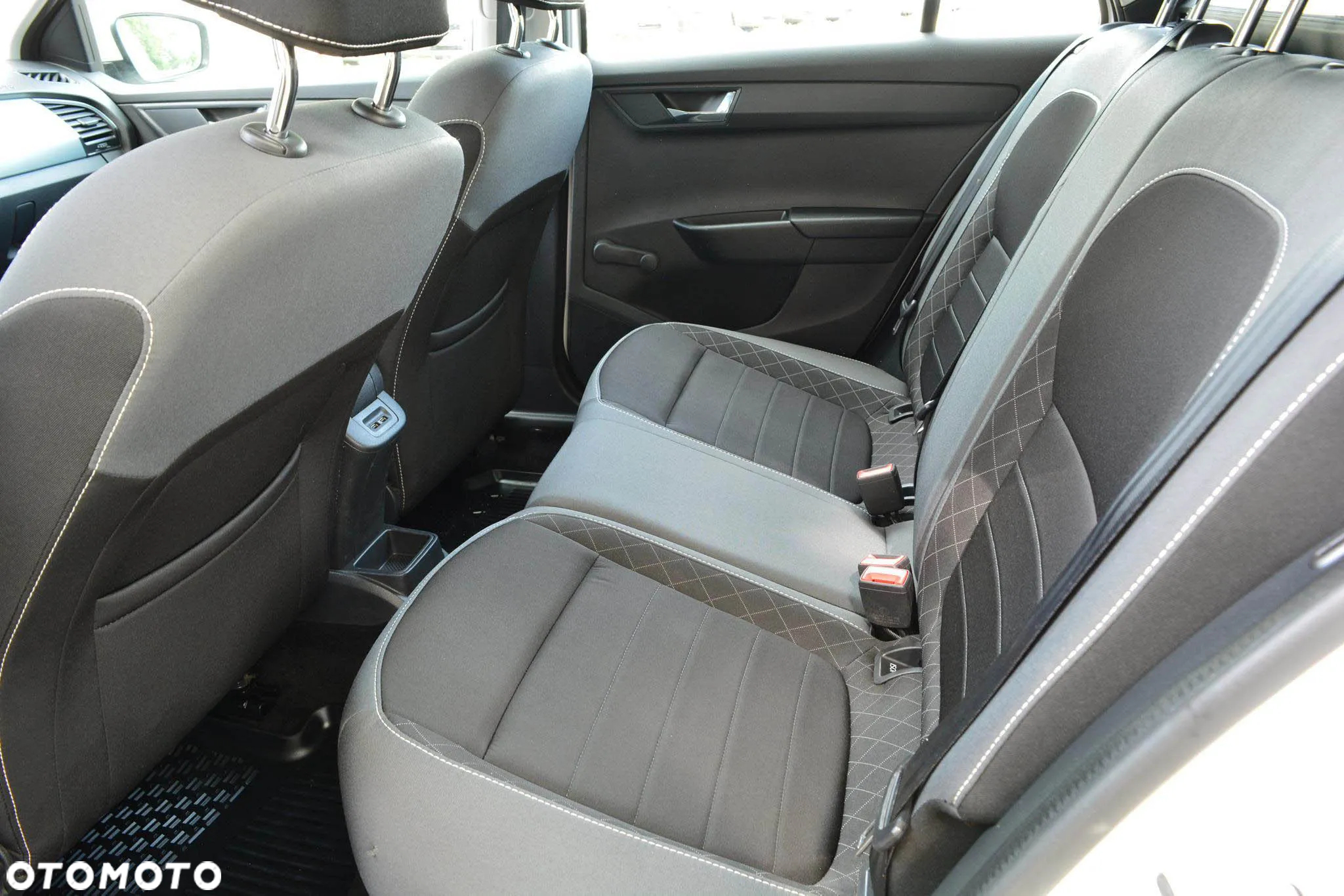 Skoda Fabia 1.0 TSI Ambition - 29