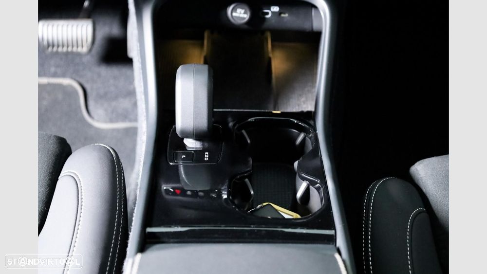 Volvo EX40 82 kWh Single Motor Extended Range Ultra - 17