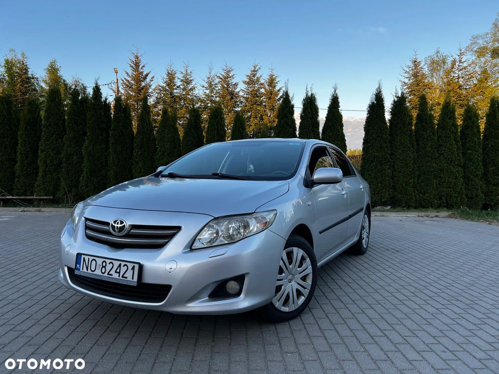 Toyota Corolla 1.6 VVT-i Luna MM - 1