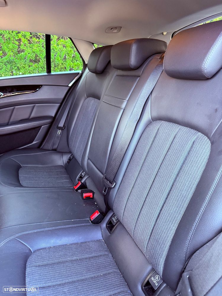 Mercedes-Benz CLS 220 - 21