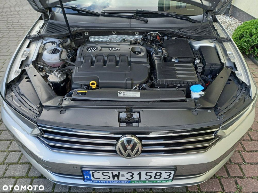 Volkswagen Passat 2.0 TDI (BlueMotion Technology) Highline - 14