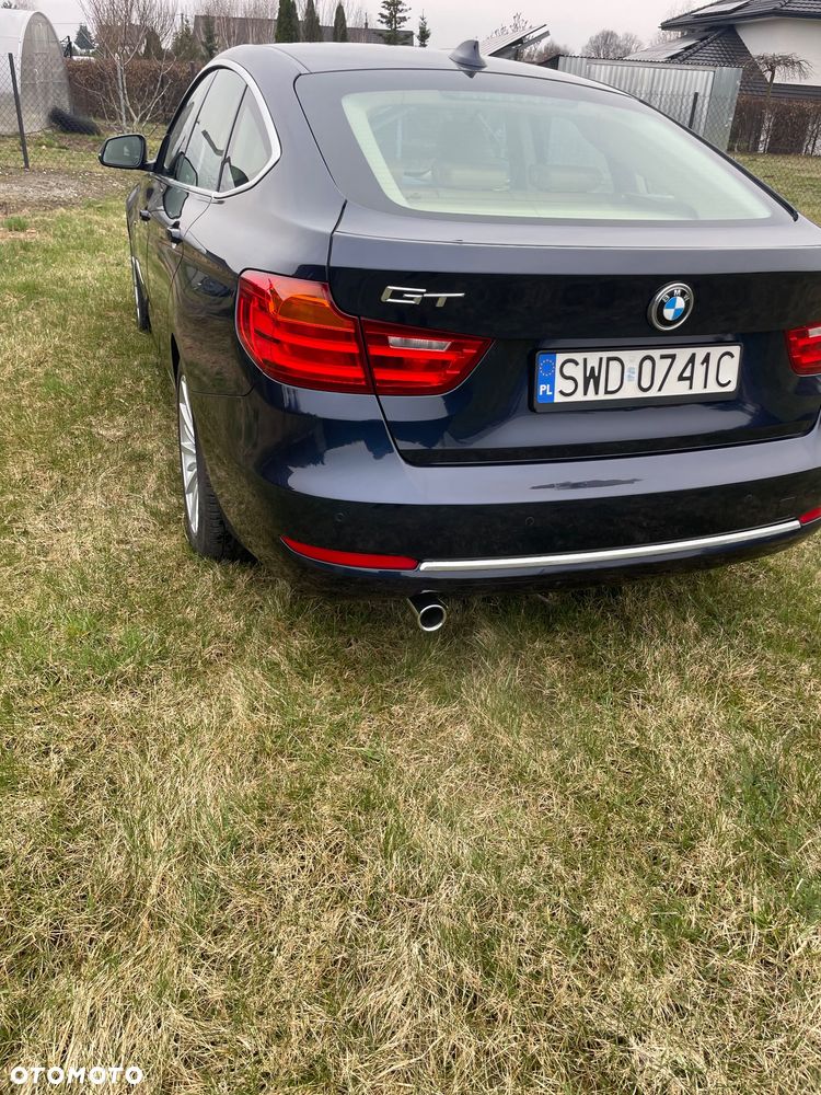 BMW Seria 3 318d Luxury Line - 4