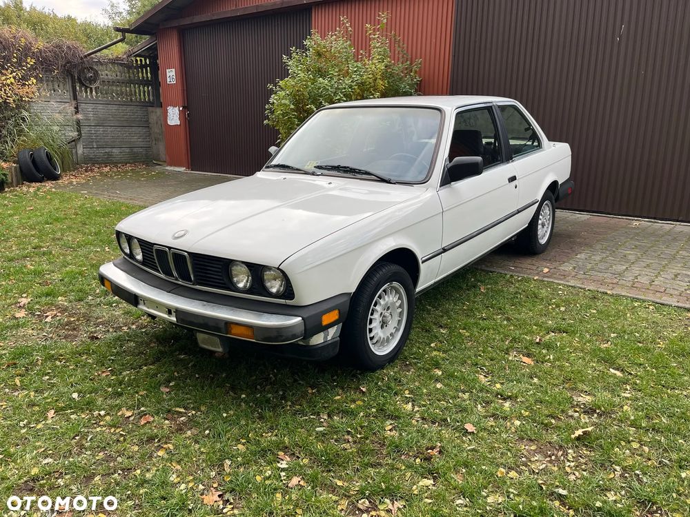 BMW Seria 3 ver-325e - 1