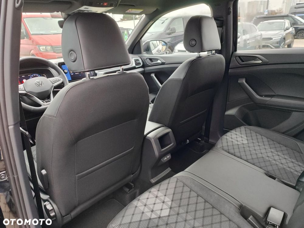 Volkswagen T-Cross - 16