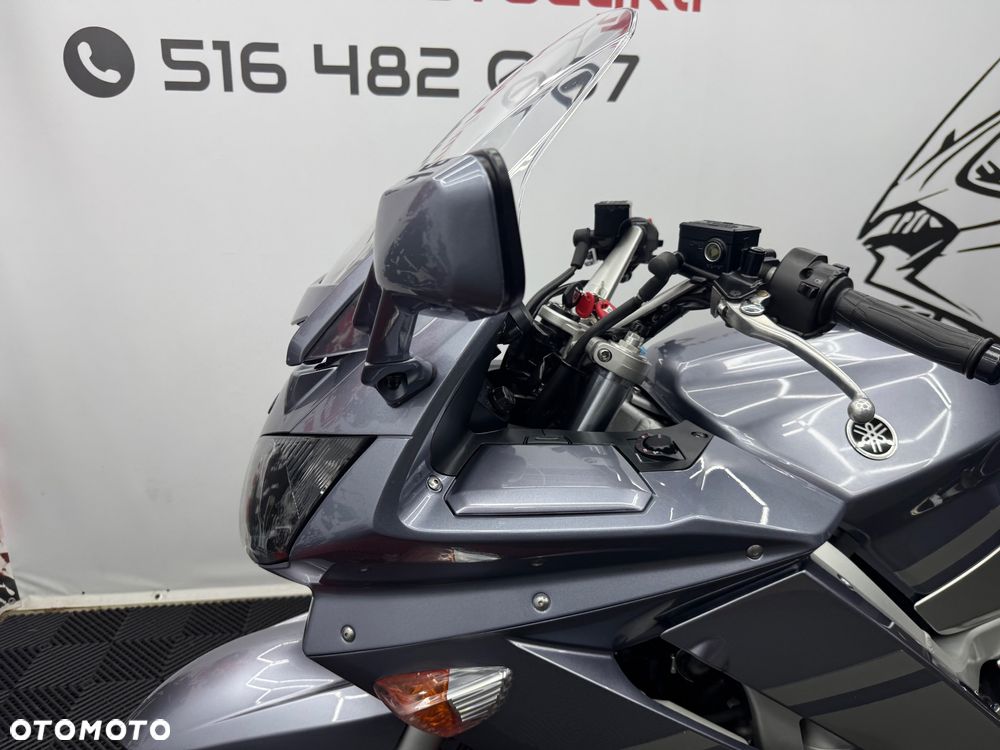 Yamaha FJR - 16
