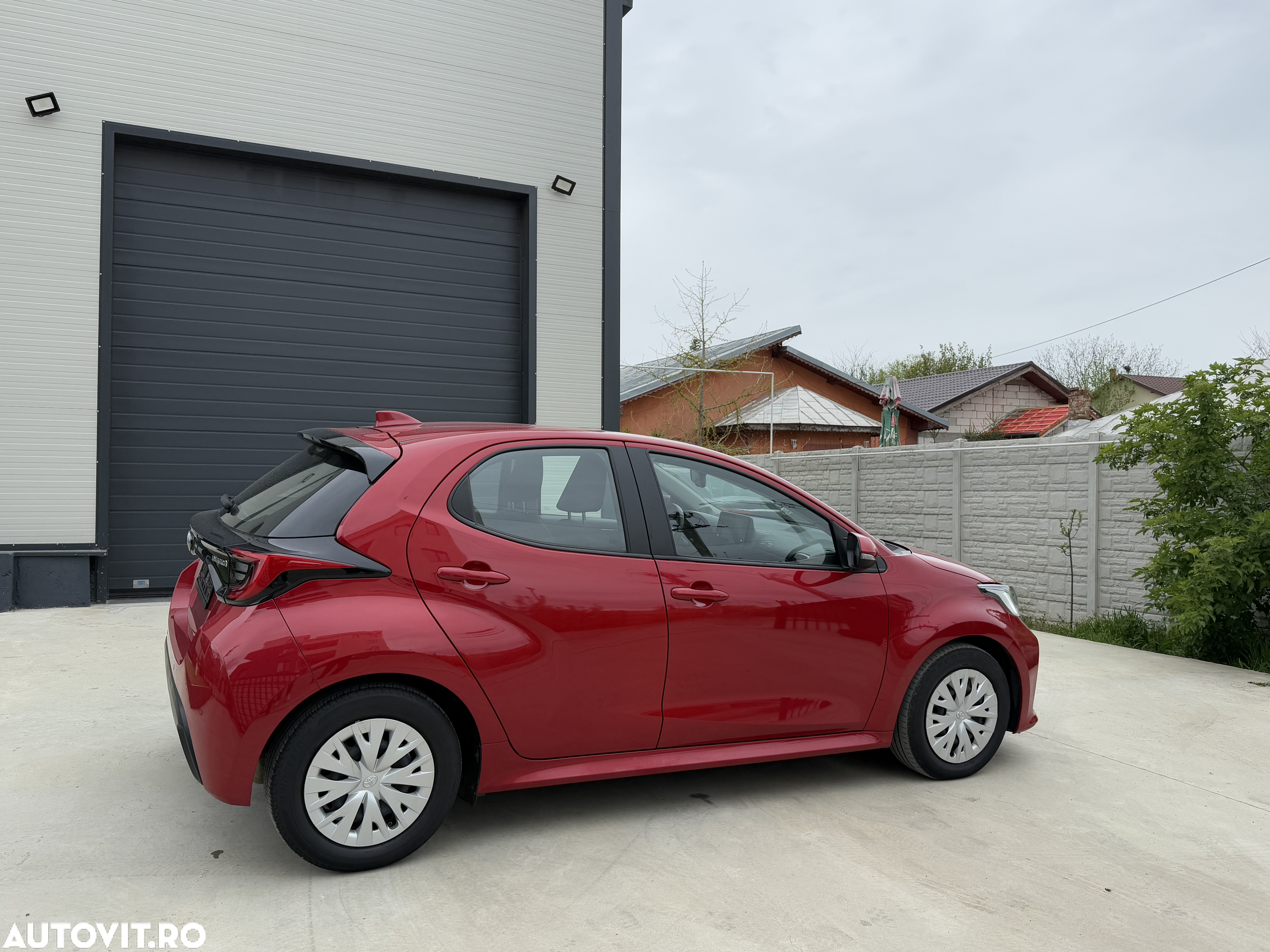 Toyota Yaris 1.5 VVT-i HSD Active - 9