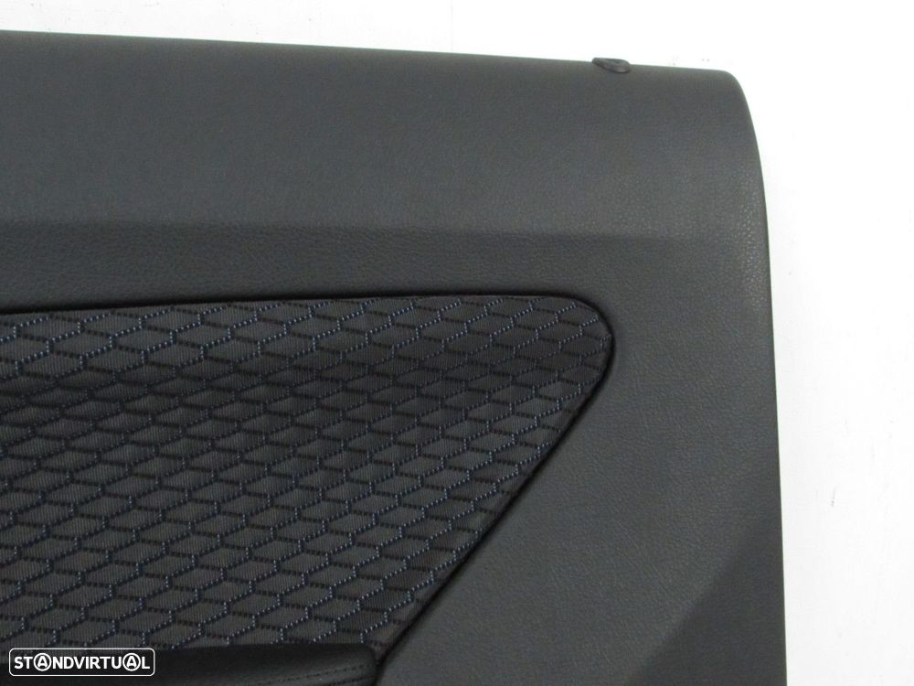 Forra da porta em Tecido Hexagon Direito/Frente Seminovo/ Original BMW 1 (F21)/B... - 2