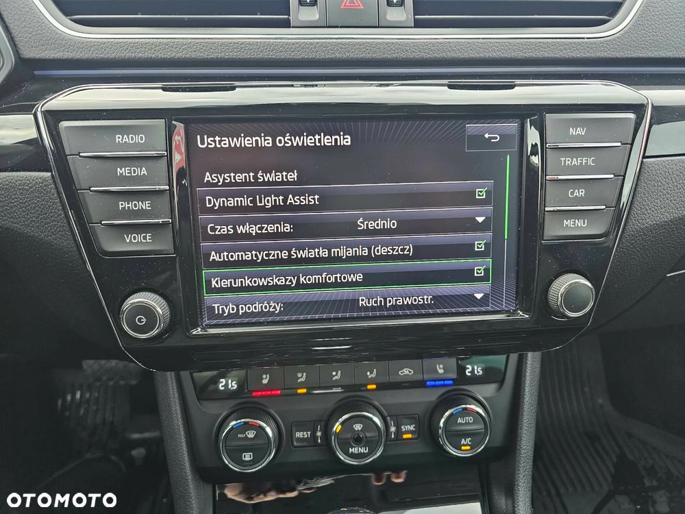 Skoda Superb 2.0 TDI 4x4 L&K DSG - 28