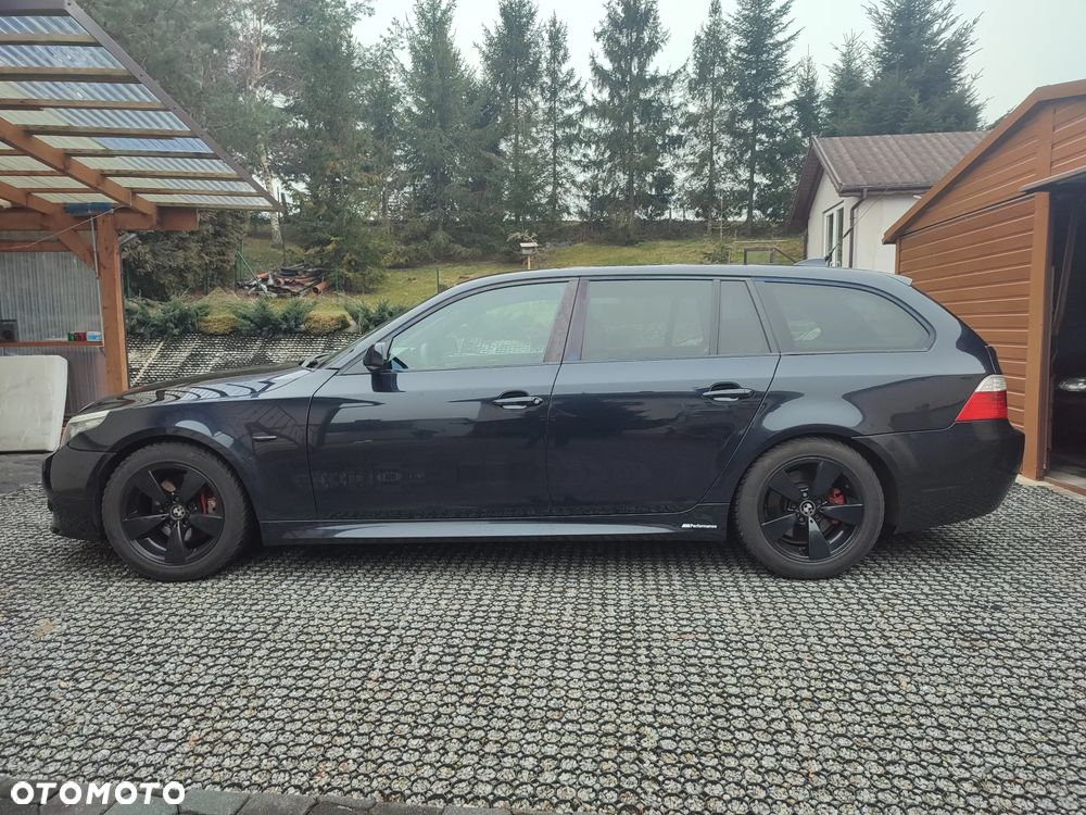 BMW Seria 5 520d Touring - 3