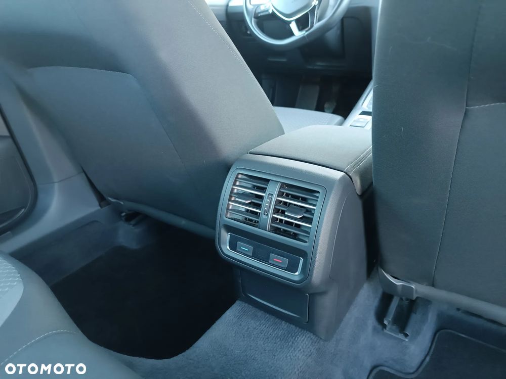 Volkswagen Passat 1.5 TSI EVO Trendline - 31