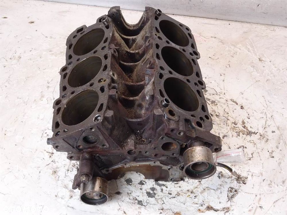 BLOK SILNIKA - 391.00 PLN - MITSUBISHI L200 / TRITON (KA_T, KB_T) 2004 - 2016 2.5 DI-D 4WD (KB4T) - 4